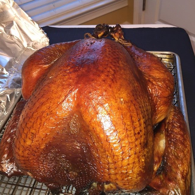 alt="smoked turkey"